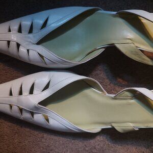Women's Size 13M "Melian" White Leather Sling Back Kitten Heels